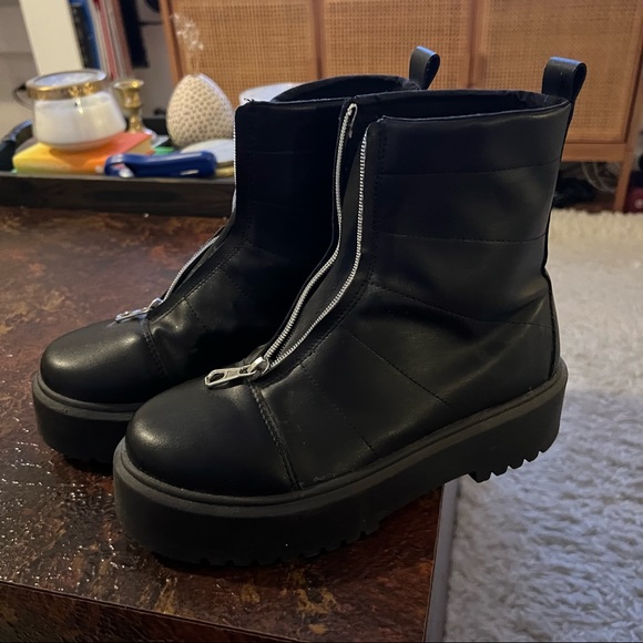 Zip Chunky Boots - Picture 3 of 7